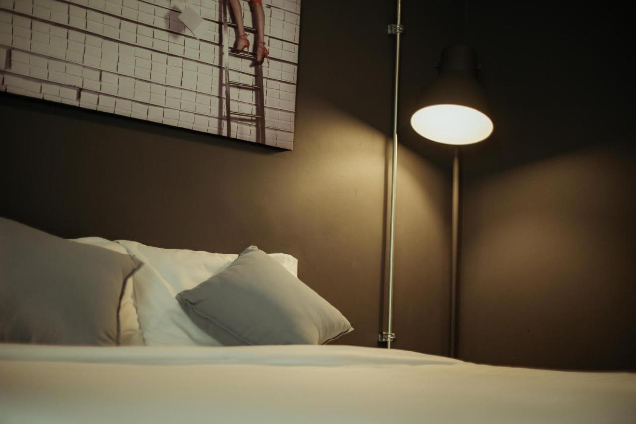 Bed and Breakfast Fashen Poshtel Čiang Mai Exteriér fotografie